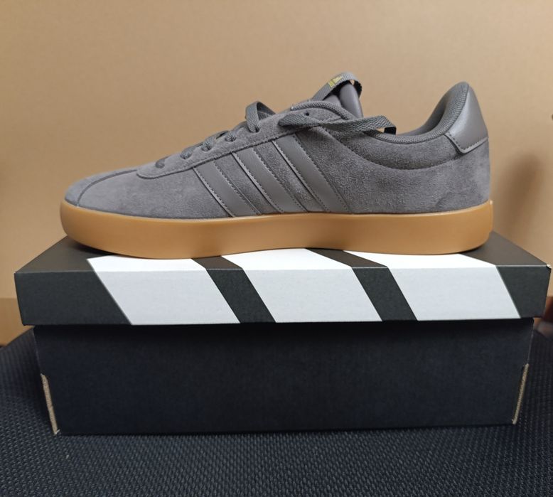 Adidas сиви обувки/кецове размер 45