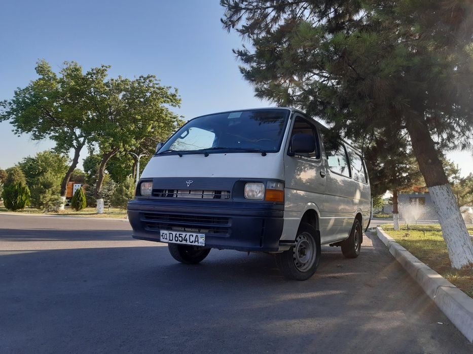 Toyota HiAse tezda sotiladi