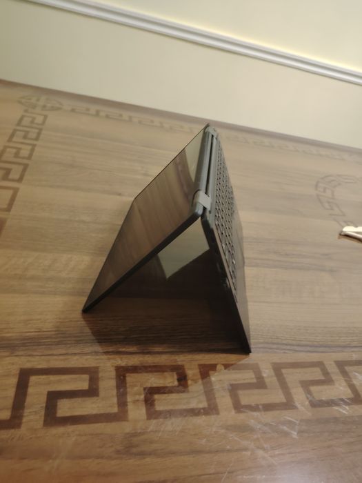 Noutbuk DEEL Intel kory