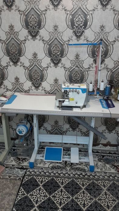 Оверлок Jack E4s