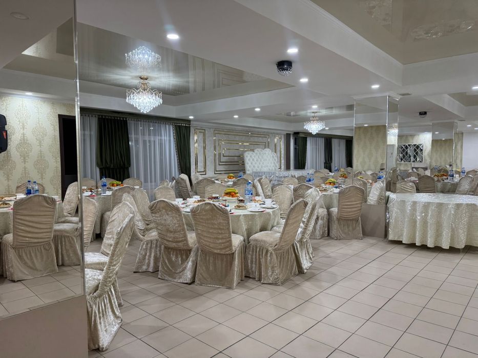 Стулья с чехлом 200 шт