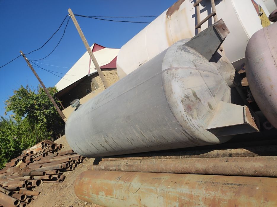 Емкость  Цистерна  Рессивер