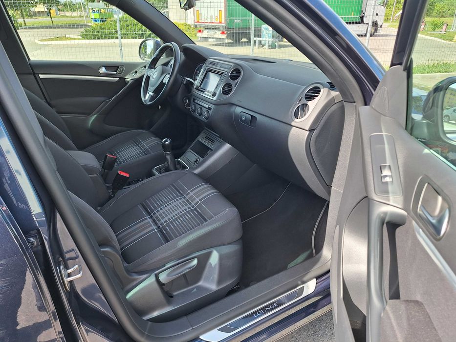 VW Tiguan 2.0 TDI, 2016, EURO 6, KM REALI, IMPECABILA Model LOUNGE Dotat, '' FARA DAUNE ''