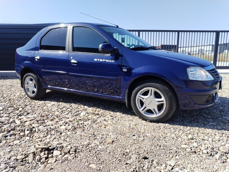 Vând Dacia Logan1.4 benzina