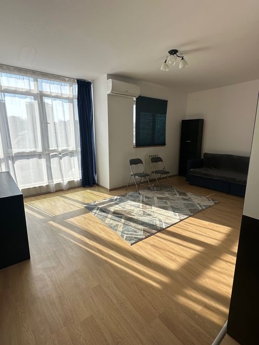 Se oferă spre închiriere apartament