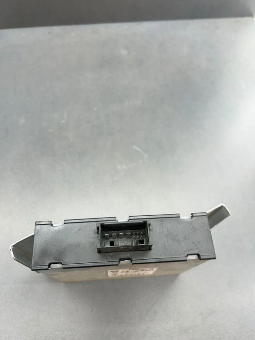 Convertizor tensiune 8ES00947900 BMW Seria 1 2008 116i MT (122 hp)