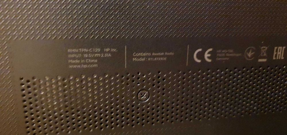 HP  15-RA0XX  15" лаптоп 4GB