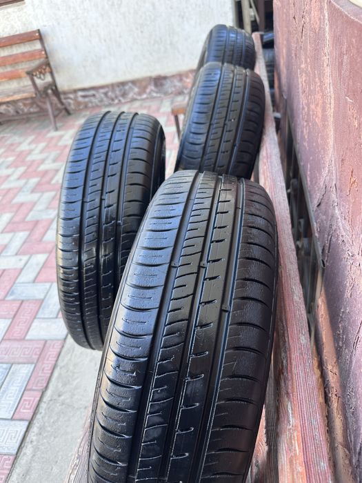 Комплект летних шин. 185/65/15
