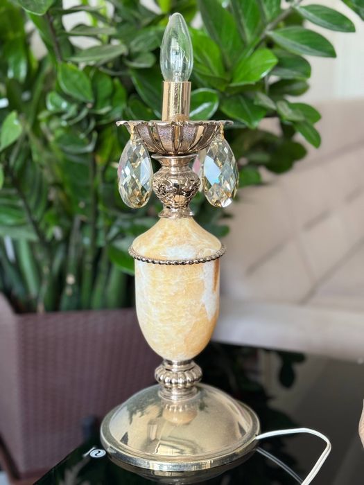 Ноёб буюмлар сотилади