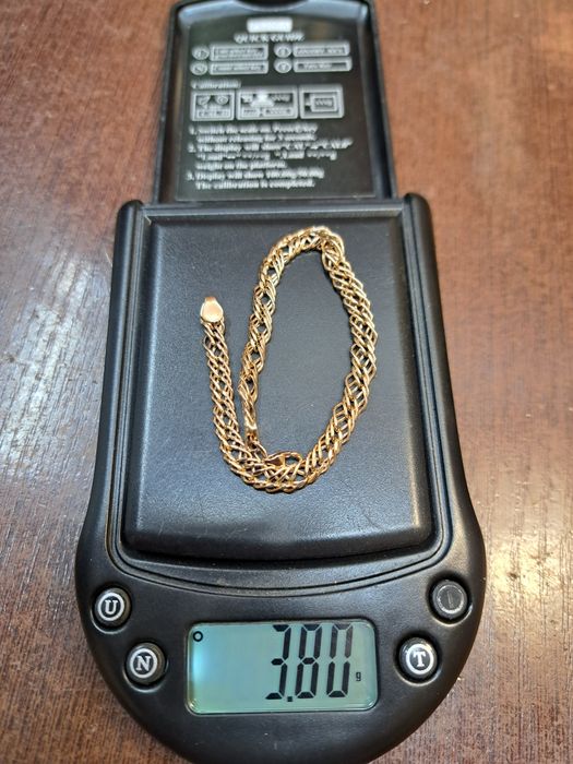 Продам золотой браслет