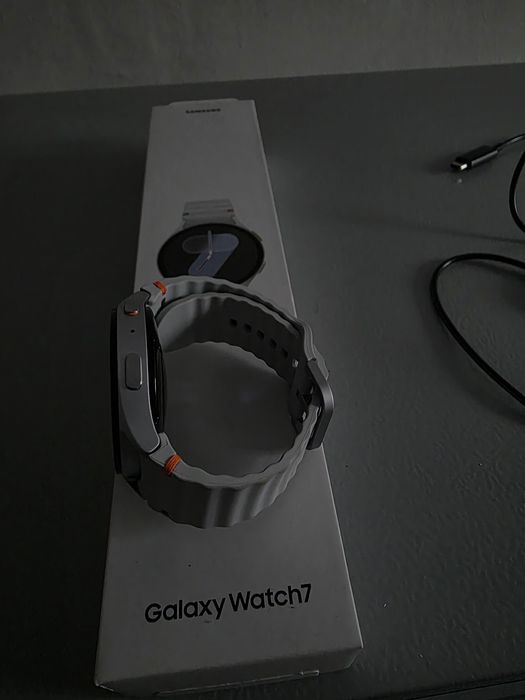 Samsung Galaxy Watch 7 44мм (ақ)