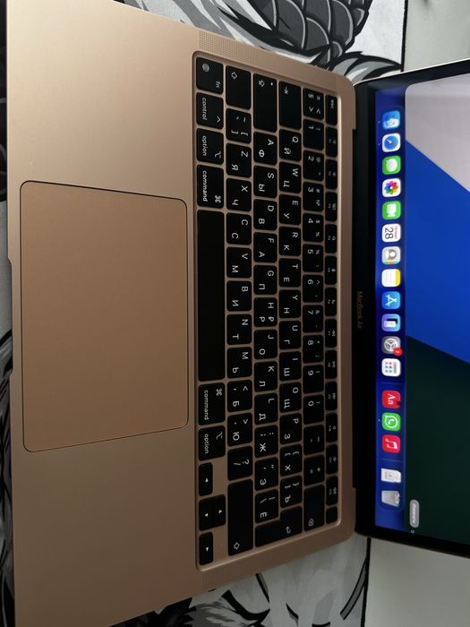 MacBook Air M1 2020