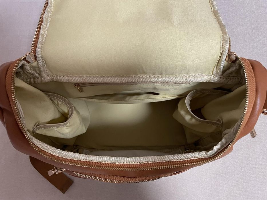 Кожена раница за количка с аксесоари