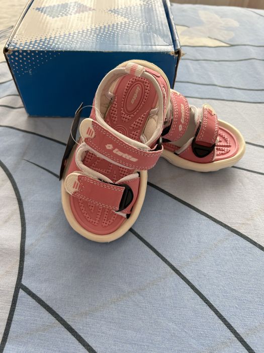 Сандалети Lotto