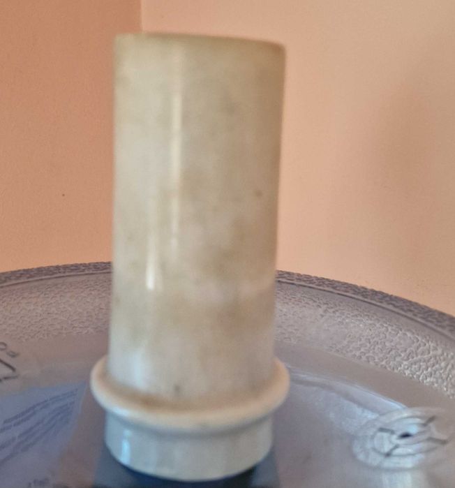 Мраморни масивни вази