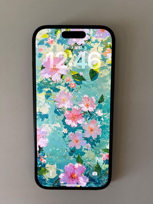 Продам iPhone 15 128 GB