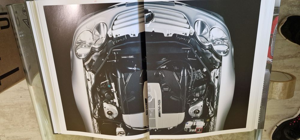 Книга Mercedes AMG Der Griff nach den Sternen на немски 221 страници