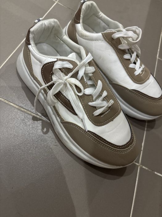 Обувь женская обувь