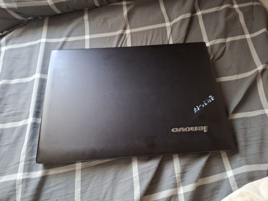 Продвм ноутбук Lenovo