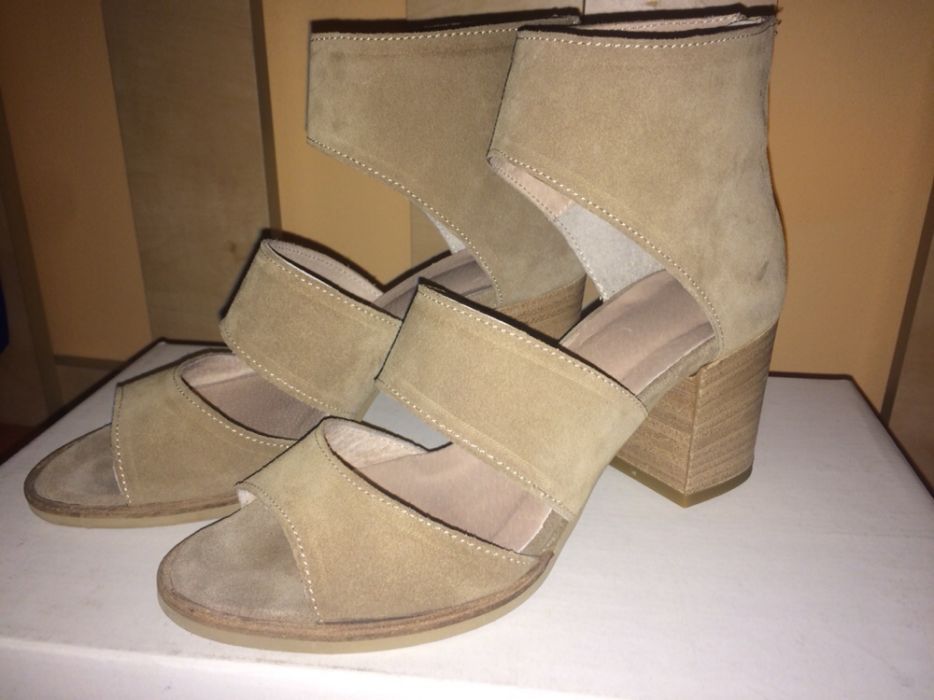 Sandale - botine din piele intoarsa bej 36