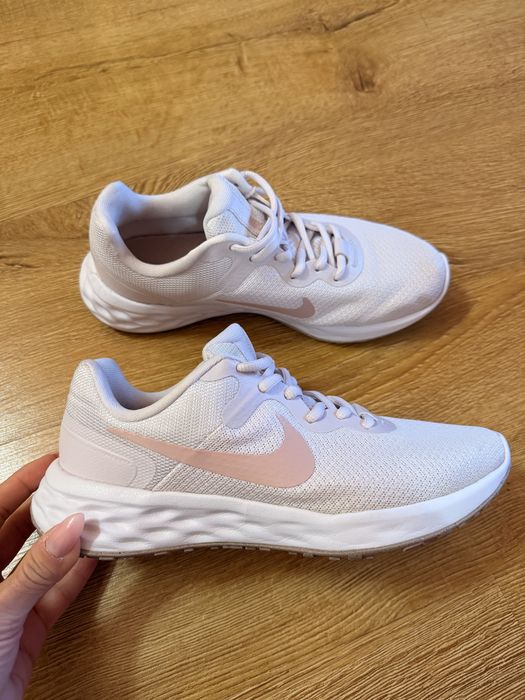 Nike дамски маратонки