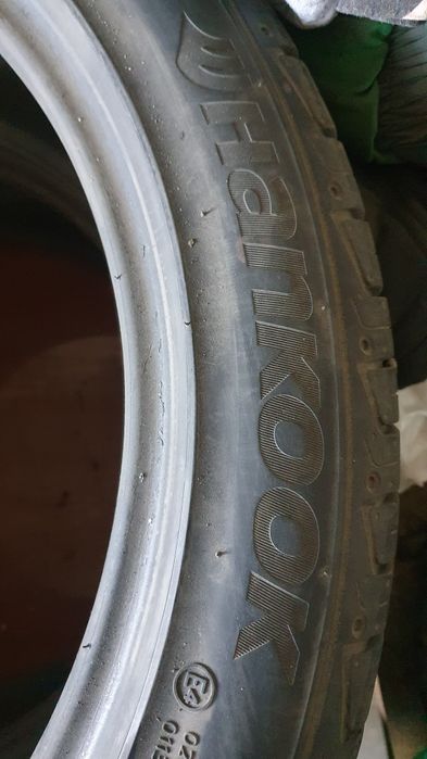 Продам комплект  шин r19