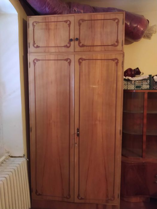 Vând mobila anii '80