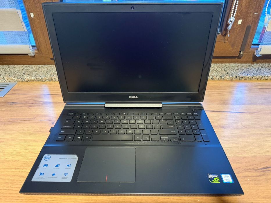 Vand laptop Dell Inspiron 15-7567 , procesor intel core I7, 7700HQ
