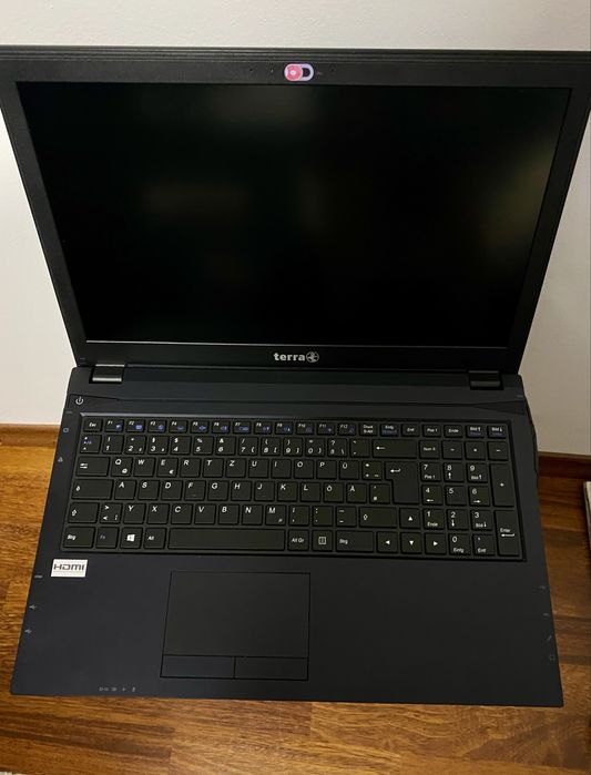 Vand Laptop Terra Mobile 15.6” i3 Gen 7 / 8GB DDR4 / Baterie 5h