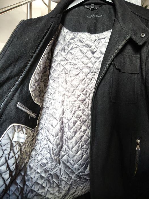 Jachetă neagră Calvin Klein din lână, mărimea M pentru bărbați, geacă