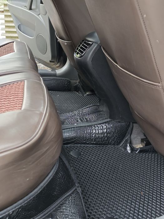 Полик для Авто .