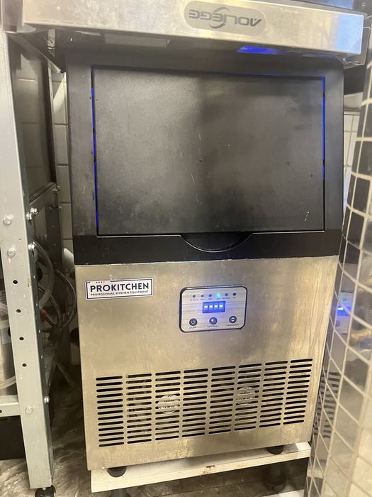 Продается льдогенератор