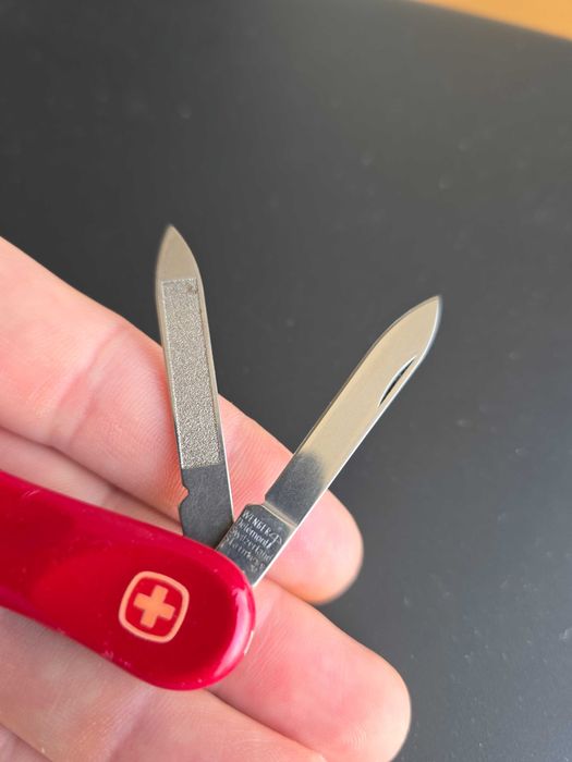 Briceag chei Wenger Delemont