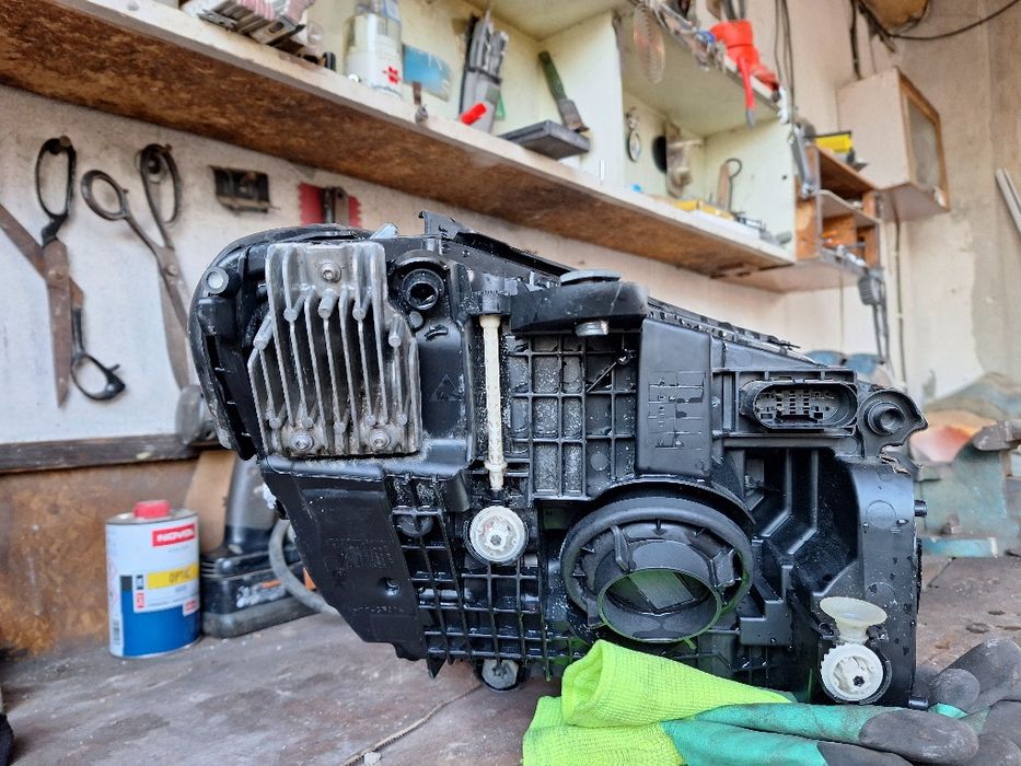 Фар за Mercedes W205 C classe facelift