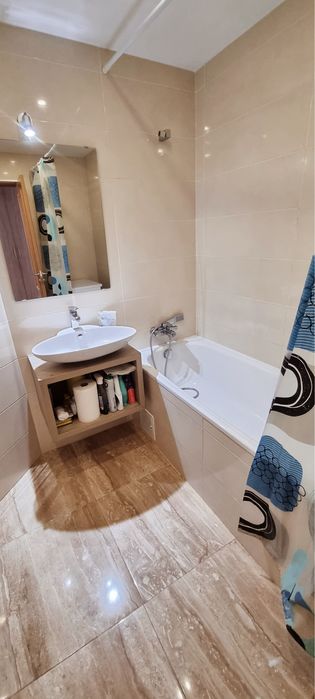 Ofer spre inchiriere garsoniera in complex New Residence, str Cooperativei