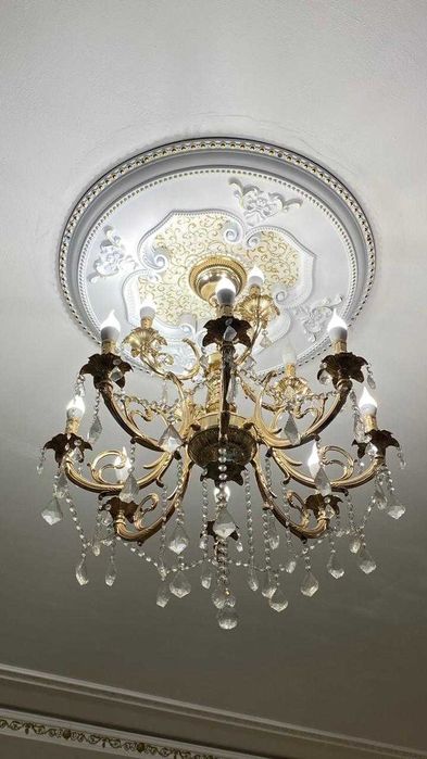 срочно продам люстру