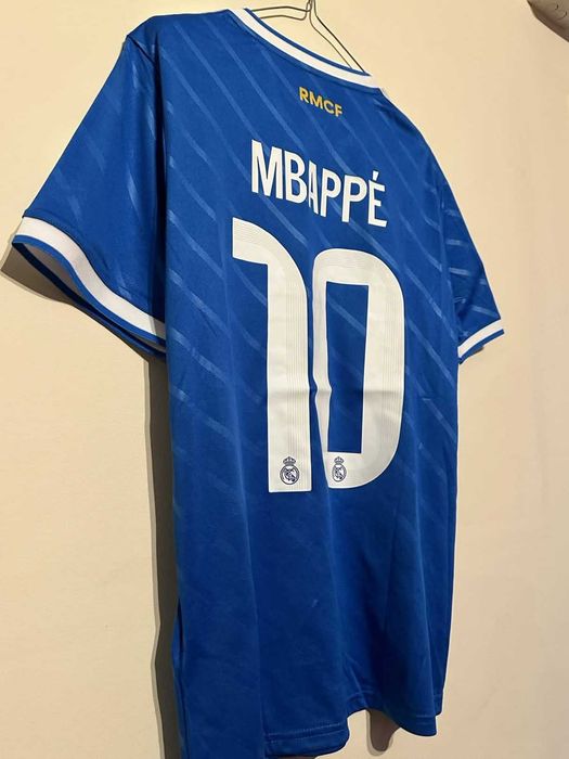 Тениска на Real Madrid с Mbappe и баджове на Шампионска Лига! - НОВА!