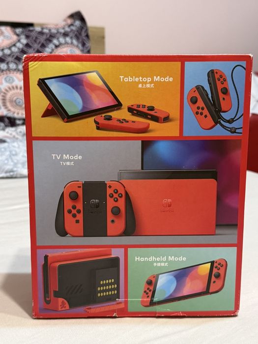 Nintendo Switch OLED Mario Red Edition + Игри и Аксесоари