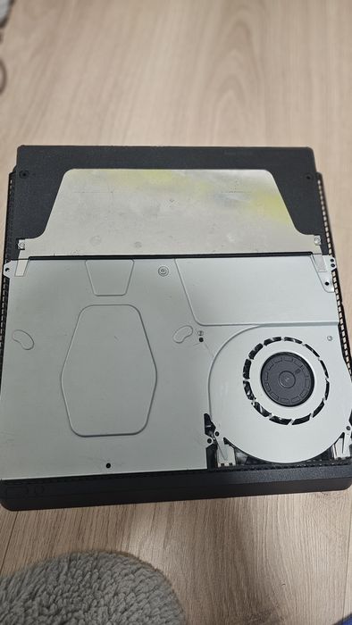 play station 4 slim disk drive defect