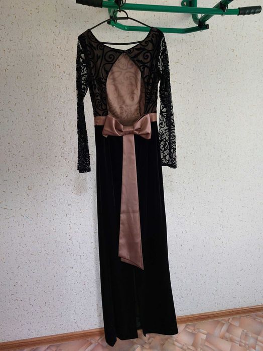 Вечернее платье оригинальное