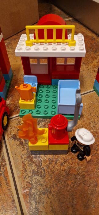 Remiza pompieri lego