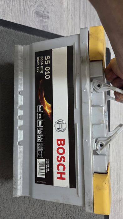 Baterie Bosch 800 .A 85 Ah