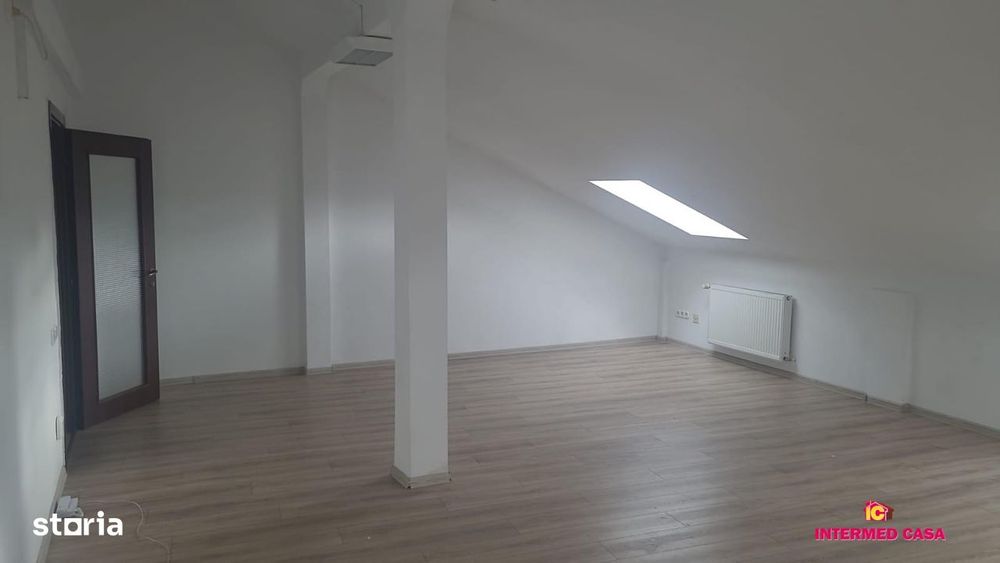 Spatiu birourii zona Scoala de inot