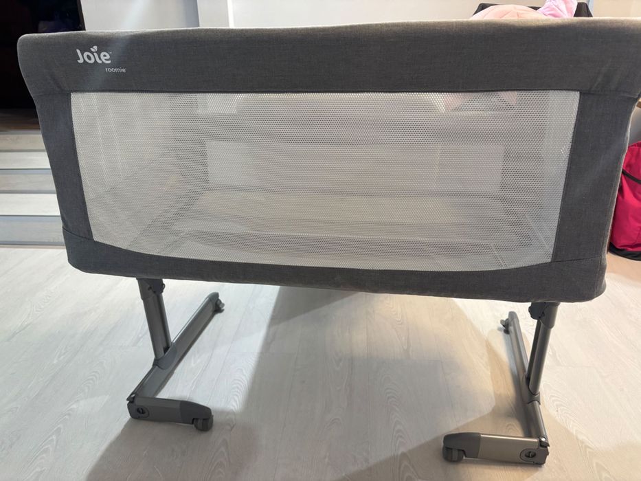 Кошара next to me