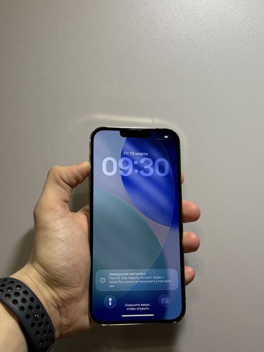 Продам Iphone 15 Black