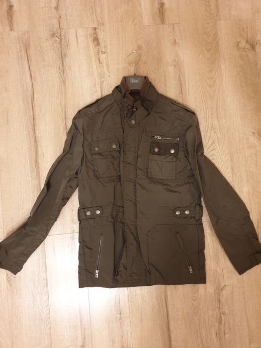 Geaca subtire pentru bărbați