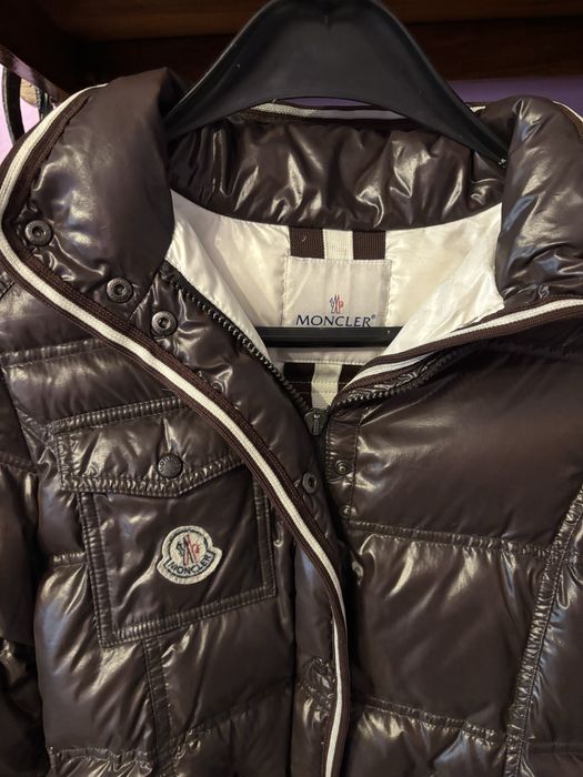 Geaca moncler : dama masura un  (S) 100% originala