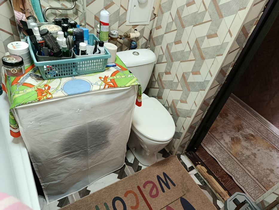 Продаёт 1 комнатная квартира