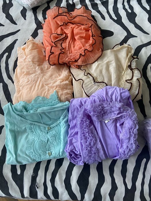 Дамски нощници различни видове, комбинизони сизразен сутиен от Соца