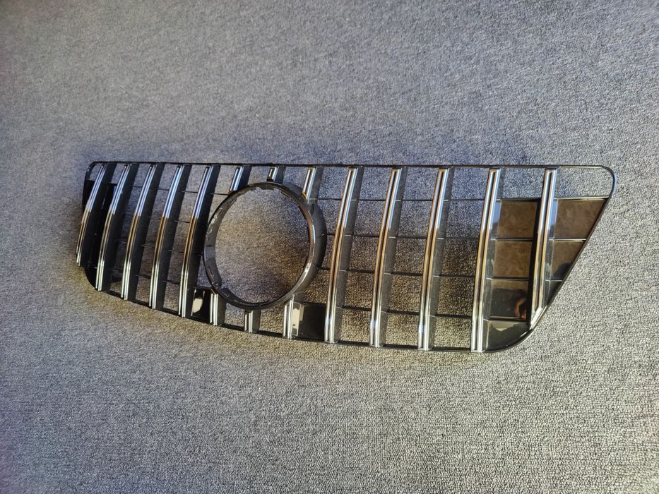 Grila centrala Mercedes ML W164 Facelift dupa 2009 Panamericana Gt-R